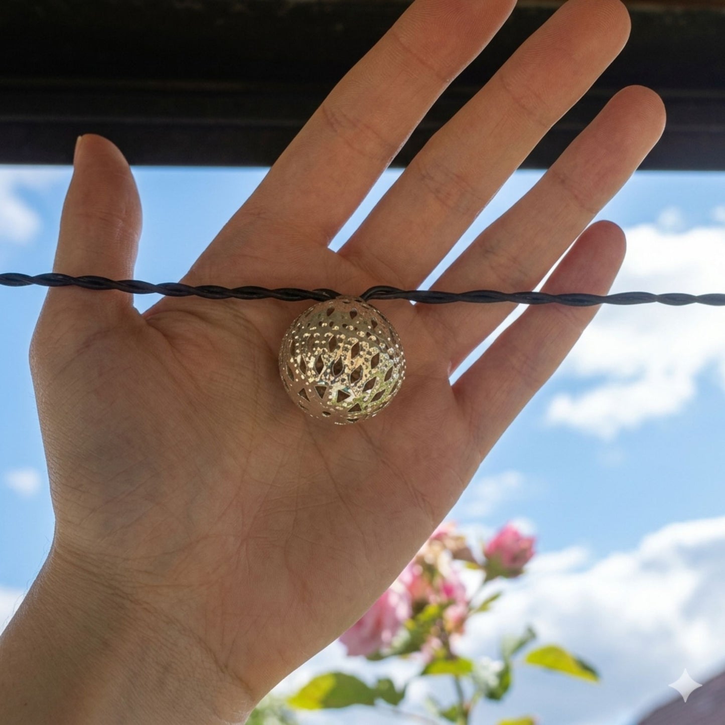 Guirlande solaire extérieure boules lanternes - ambiance chaleureuse - série ambiance